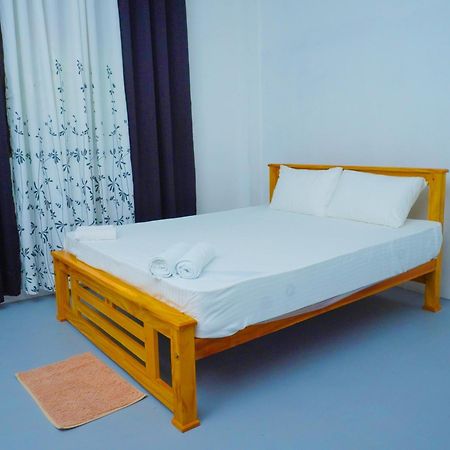 Fashion Villa Уелигама Екстериор снимка