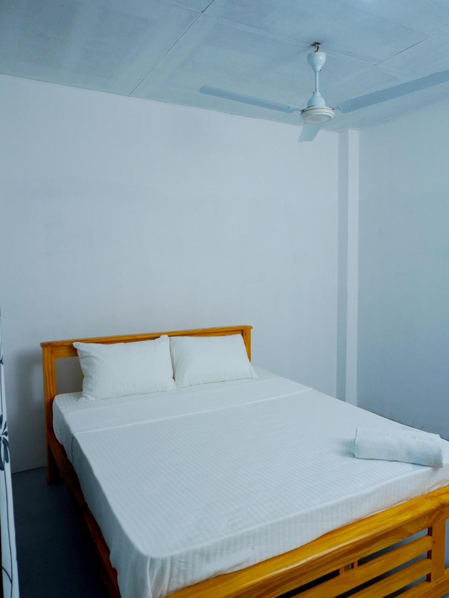 Fashion Villa Уелигама Екстериор снимка